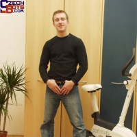 Cute czech amateur boy - Picture 3