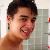 Anthony strips naked in the kitchen - Picture 7