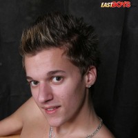 Twink jacking off - Picture 13